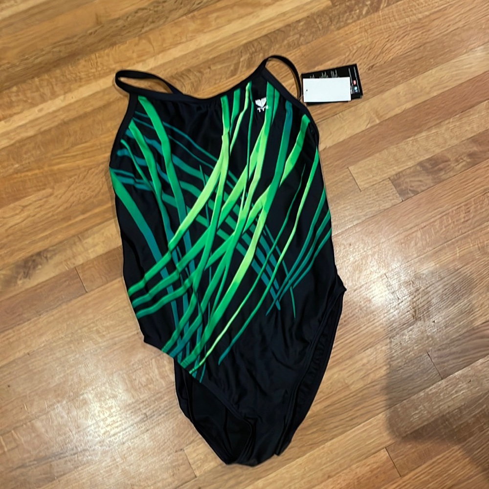 TYR new bathing suit. Size 40